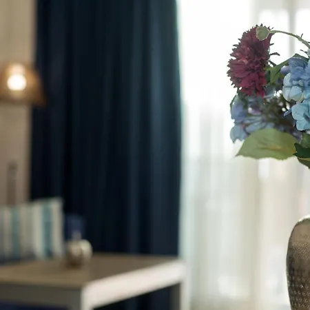 Melior-1 Апартаменти *